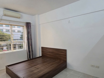 Cho thuê căn hộ tầng 3 khu chung cư vĩnh hoàng,80m , 2 phòng ngủ, 2 vệ sinh. 10,5 triệu 4