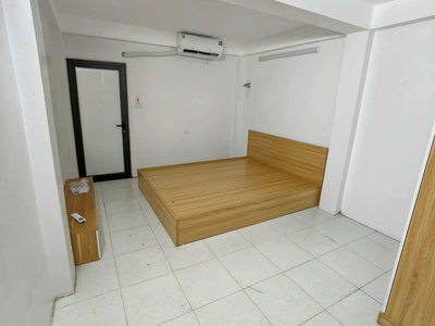 Cho thuê nhà riêng phố hoàng hoa thám, 24m x 4 tầng, giá 12 triệu/tháng 1