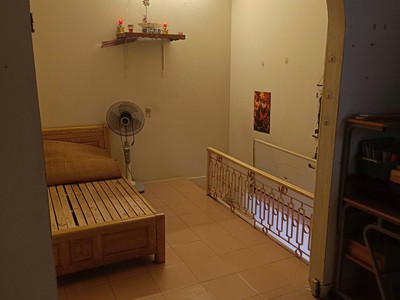 Cho thuê nhà ngõ khâm thiên, 18m x 4 tầng, 3 ngủ, giá 8 triệu 3