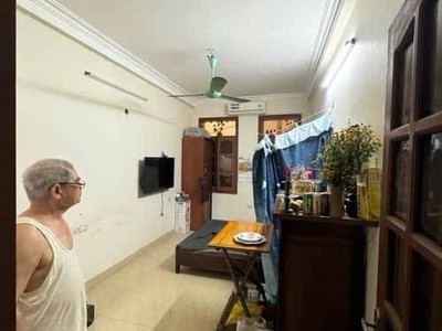 Bán nhà hoàng hoa thám 26m2. 4 tầng. mặt tiền 3.1m. giá 6.988 tỷ ba đình hà nội 4