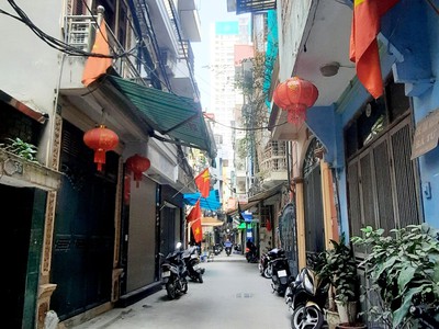 Bán nhà trường chinh 32/36m2. 5 tầng. mặt tiền 5m. giá 9.18 tỷ đống đa hà nội 0