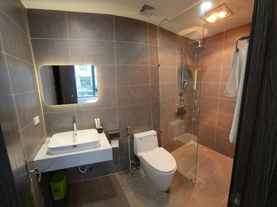 Cho thuê căn hộ 2PN cao cấp giá 16 triệu tại Vinhomes Marina 5