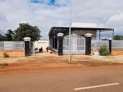 đất nhà chính chủ gởi bán cần bán căn nhà vườn trên mặt tiền tỉnh lộ 329 đang làm rộng 2