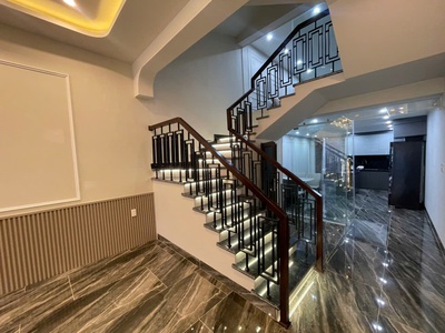 Cho thuê nhà Văn Cao, 5 ngủ khép kín  85m2 , nội thất cao cấp 2