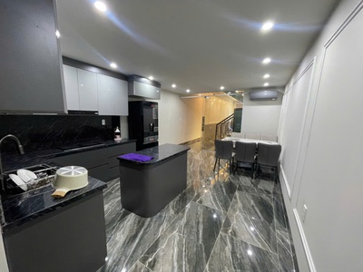 Cho thuê nhà Văn Cao, 5 ngủ khép kín  85m2 , nội thất cao cấp 3