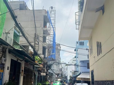 Giá hời bán nhà hẻm huỳnh thiện lộc tân phú 28m2, sổ hồng. chỉ 3 tỷ. gọi ngay 0