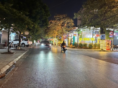 Đất mặt đường trại lẻ - quán nam, 81m giá 8.5 tỉ siêu hiếm 1