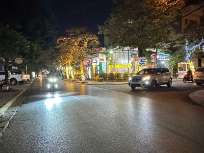 Đất mặt đường trại lẻ - quán nam, 81m giá 8.5 tỉ siêu hiếm 2