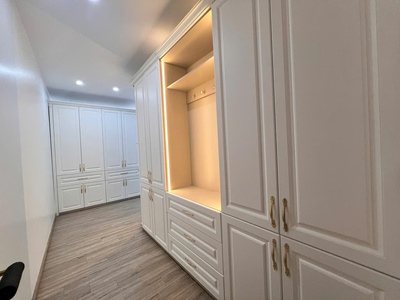 Bán nhà mới ngọc thụy 6 tầng thang máy cách ô tô tránh 15m gần công viên ngọc thụy 4