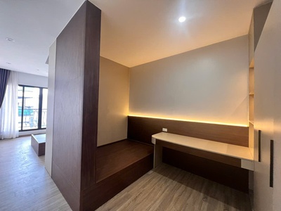 Bán nhà mới ngọc thụy 6 tầng thang máy cách ô tô tránh 15m gần công viên ngọc thụy 3