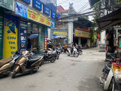 Cho thuê mặt bằng kinh doanh 30m x 4 tầng ngay ngã tư chợ hoàng mai 2