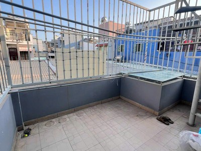 xe hơi đậu cửa nguyễn thị tần p2q8 / 4,2m x 26m 106,2m2 đất 3