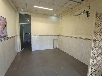 hxh dương bá trạc / cách mt 50m / 49m2 5ty2 thương lượng 1