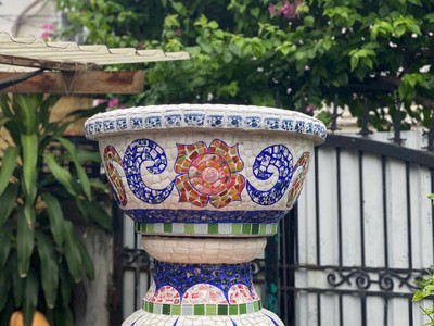 Chậu hoa khảm sành sứ , cẩn miểng , hàng thủ công mỹ nghệ 0