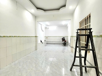 Cho thuê nhà hẻm riêng Kha Vạn Cân, 1 trệt 1 lầu 2PN, 2WC, có bếp máy lạnh Thủ Đức 1