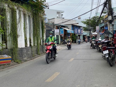 Lô đất mặt tiền đường Gò Cát DT 100m vị trí đẹp kinh doanh tốt 0