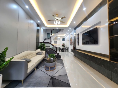 Bán nhà dân xây 3 tầng tại Quỳnh Hoàng Nam Sơn 2