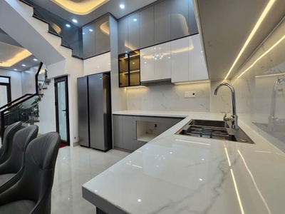 Bán nhà dân xây 3 tầng tại Quỳnh Hoàng Nam Sơn 7