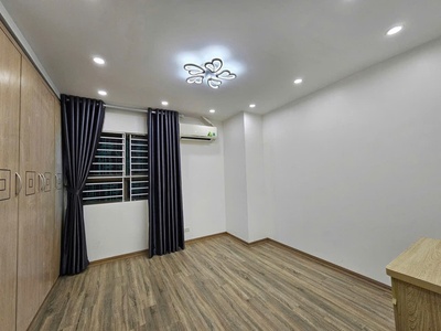 Chỉ 3.5x tỷ - Bán nhanh căn 2 ngủ 56m Sông Nhuệ Sails Tower . Full nội thất 0