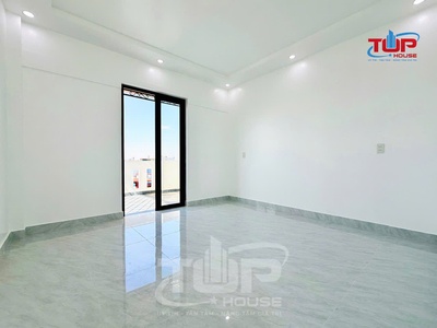 DUY NHẤT 1 Căn cuối Nhà 4 tầng mới tinh tại PHƯƠNG LƯU VẠN MỸ 11