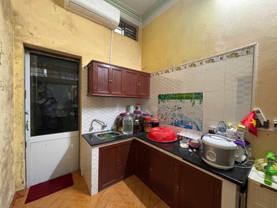 Nhà 2 tầng đường Phương Lưu 88M Cách đường chỉ 20M 0