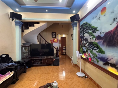 Nhà 2 tầng đường Phương Lưu 88M Cách đường chỉ 20M 4