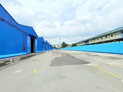 Cho thuê kho kết hợp dịch vụ vận tải   Ưu tiên xe   15 tấn 0