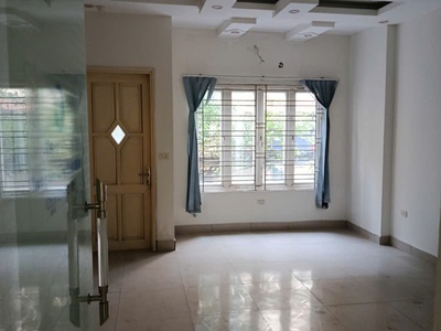 Cho thuê nhà 6 tầng phố Quan Nhân làm văn phòng/ở gia đình 2