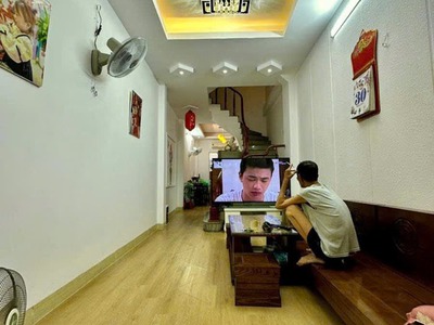 Cần bán nhà đẹp Ngõ Quỳnh, 38m 4 tầng 4 ngủ Khe thoáng sau - Giá 8.5 tỷ TL 2