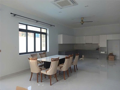 Chính chủ cần bán biệt thự 500m2 có hồ bơi đ. số 57, P. Thảo Điền, Tp Thủ Đức 4