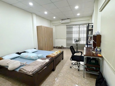 Nhà 4 14m vị trí đẹp hxh dạ nam p.chánh hưng 0