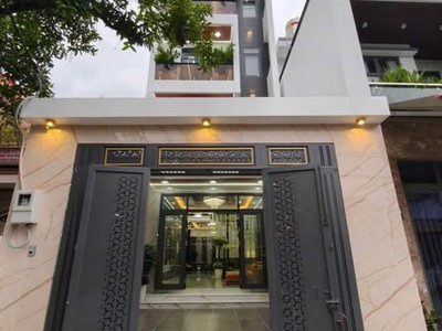 Giá 15.8 tỷ tòa nhà 5 tầng mặt tiền kinh doanh sát võ văn ngân đặng văn bi linh chiểu 0