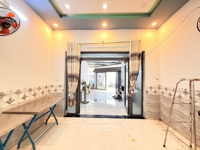 Bán nhà ngõ tô ngọc vân, q.12, 97m2, 3pn,nhỉnh 4 tỷ hxh 3m 3