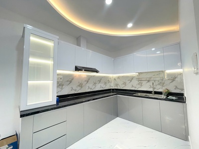 Hẻm gần 4m thông ngay khu vip tân sơn nhì, 56m2, 2 tầng, 5tỷ nhỉnh tặng full nt 3