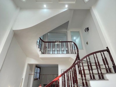 Bán nhà giải phóng, hoàng mai, gara ô tô tránh, thông kinh doanh, 46m2, 13.5 tỷ ctl 1