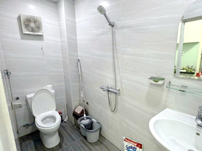 Nhà 4 14m vị trí đẹp hxh dạ nam p.chánh hưng 2