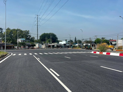 Chính chủ cần bán nhanh nền đất full thổ cư - xây dựng tự do 1 sẹc đường 25c nhơn trạch. 3