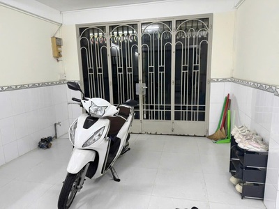 Nhà 4 14m vị trí đẹp hxh dạ nam p.chánh hưng 4