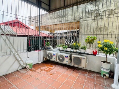 Nhà mới kính kooong- full nội thất về ở đón tết ngay-trung tâm cầu giấy- gần phố - lô góc 4