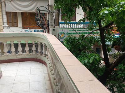 Bán nhà tô vĩnh diện, lô góc, ôtô đỗ cửa-60m 5 tầng 6mmt- gần trường, chợ- 18,9 tỷ có tl 3