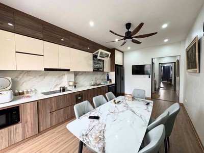 Siêu hiếm, bán nhà nguyễn chí thanh 7 tầng thang máy, ô tô vào nhà, kinh doanh, chỉ 29 tỷ 2