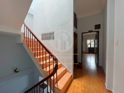 Cho thuê nhà nguyên căn hẻm xe hơi cộng hòa nhận nhà ngay 2