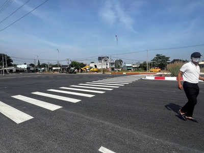 Chính chủ cần bán nhanh nền đất full thổ cư - xây dựng tự do 1 sẹc đường 25c nhơn trạch. 0