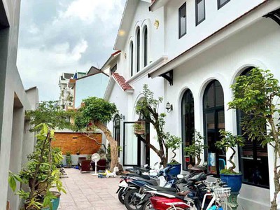 Ngộp bank siêu phẩm biệt thự 374m  vườn lê văn chí   2mt hẻm xe tải giảm 4.7 tỷ chỉ 12.7 tỷ 2