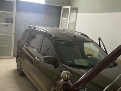 Cho thuê nhà vạn phúc ngõ ô tô, 92m2 x 3 tầng, 12 triệu kd, kho, ở gia đình, nhóm 4