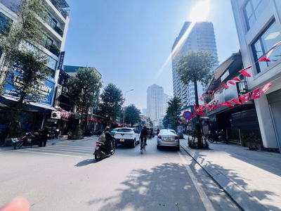 ĐẤT LÔ GÓC 470m - 13M MẶT TIỀN ÂU CƠ - GẦN HỒ TÂY - Vị Trí Vàng Xây Khách Sạn Hạng Sang 4