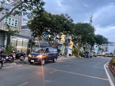 Chỉ 100 tr/m2 có ngay mặt t.i.ề.n kinh doanh - vòng xoay phú lâm - bến lò gốm - view sông - 60m2 0