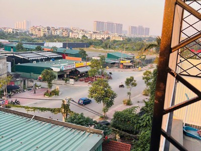 Bán nhà ngọc lâm long biên - 48m2 - ô tô - lô góc - khu phố vip sầm uất 4