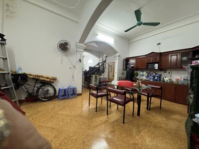 Bán nhà phố khương đình-103m 5 tầng 7mmt- ngõ thông, gần trường, chợ. nhỉnh 17 tỷ 4