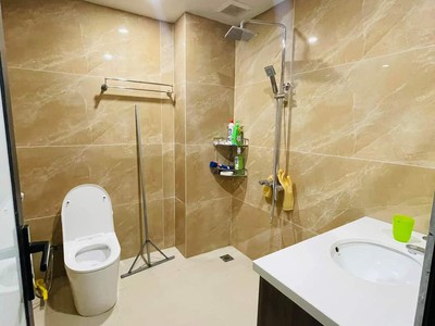 Nhà đẹp liên mạc - dt41m2 - 5 tầng - giá 7 ,2 tỷ - lô góc , ô tô tránh - kinh doanh 3